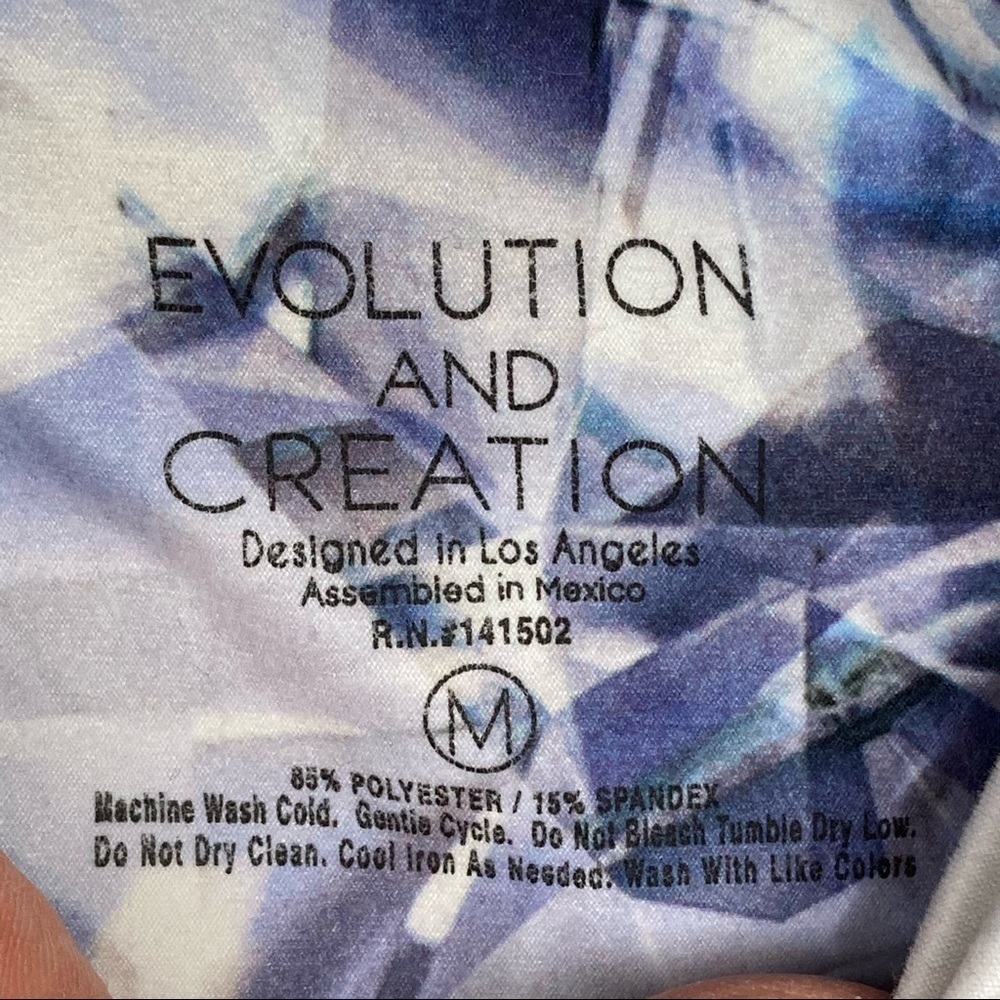Evolution and Creation Geometric Ice Print Legging - Picture 7 of 10